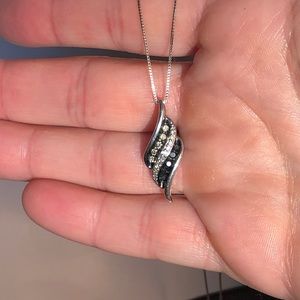 14k white gold diamond necklace